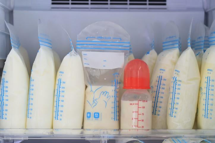 Cómo conservar la leche materna?